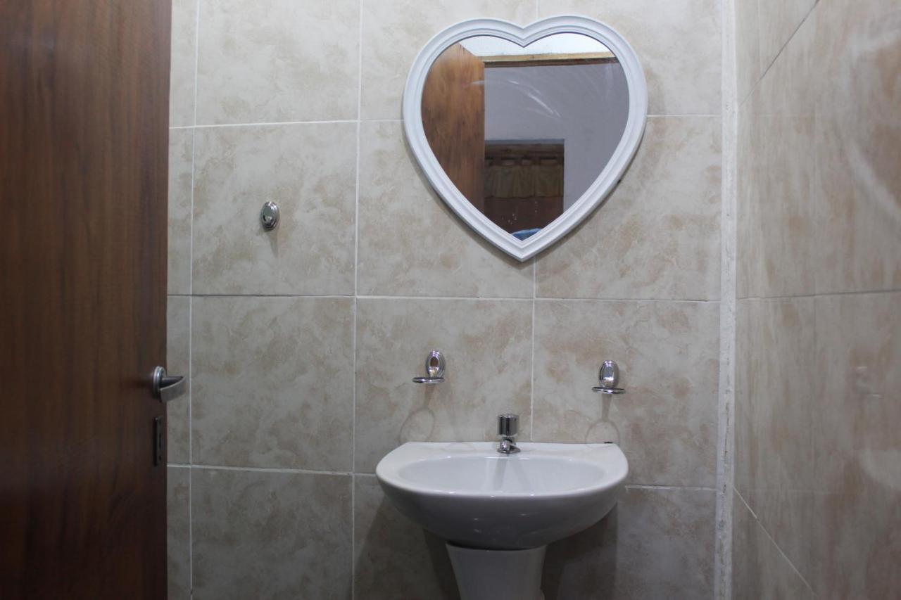 Hostel Krieger Hauss Пуэрто-Игуасу Экстерьер фото